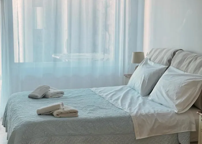 Δωμάτια σε οικογενειακή κατοικία Blue Ocean Amado Vila In Mykonos *