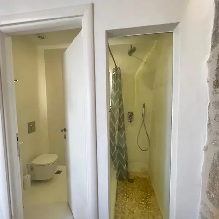 Δωμάτια σε οικογενειακή κατοικία Blue Ocean Amado Vila In Mykonos *