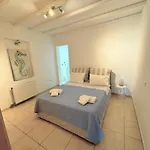 Blue Ocean Amado Vila In Mykonos Alloggio in famiglia